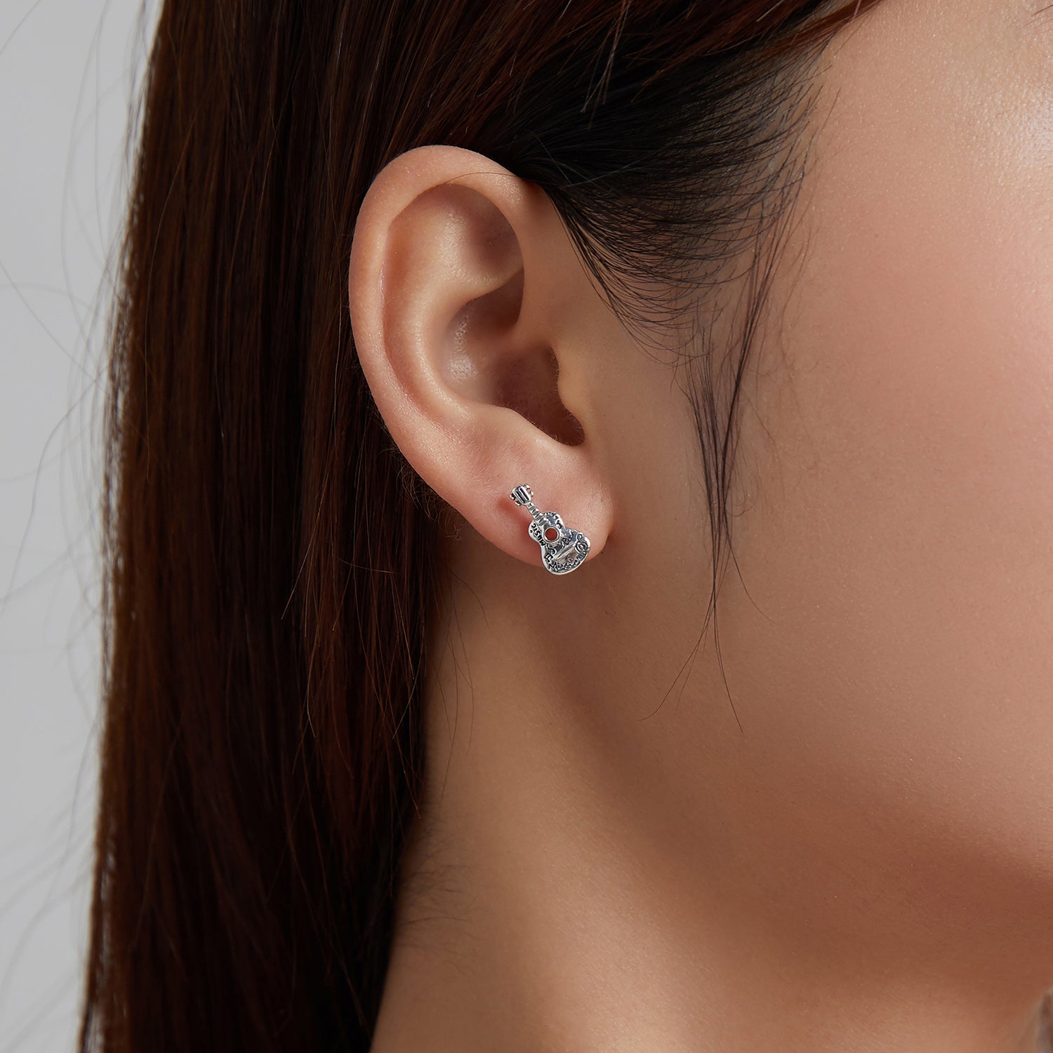 "Sylvory 925 Sterling Silver Guitar Groove Studs"