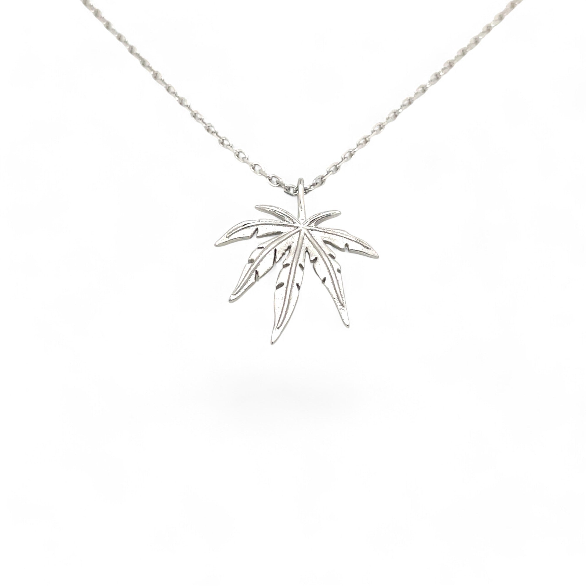 Sylvory 925 Sterling Silver Marijuana Leaf Necklace