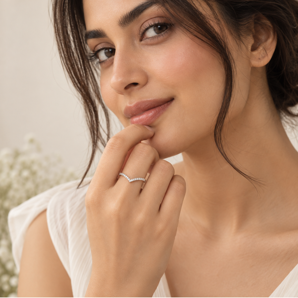 Silver Jewelcrest V Ring