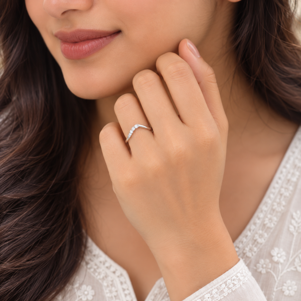 Silver Celeste V-Shaped Vanki Ring