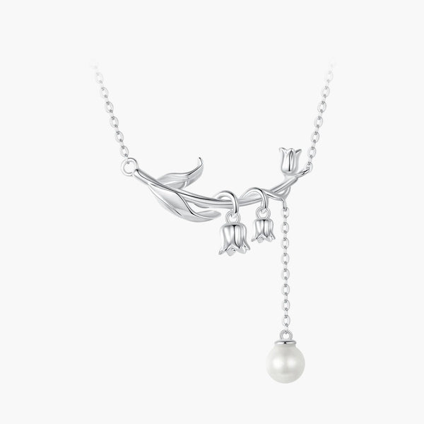 Silver Bloom and Luster Necklace in 925 Sterling Silver by Sylvory