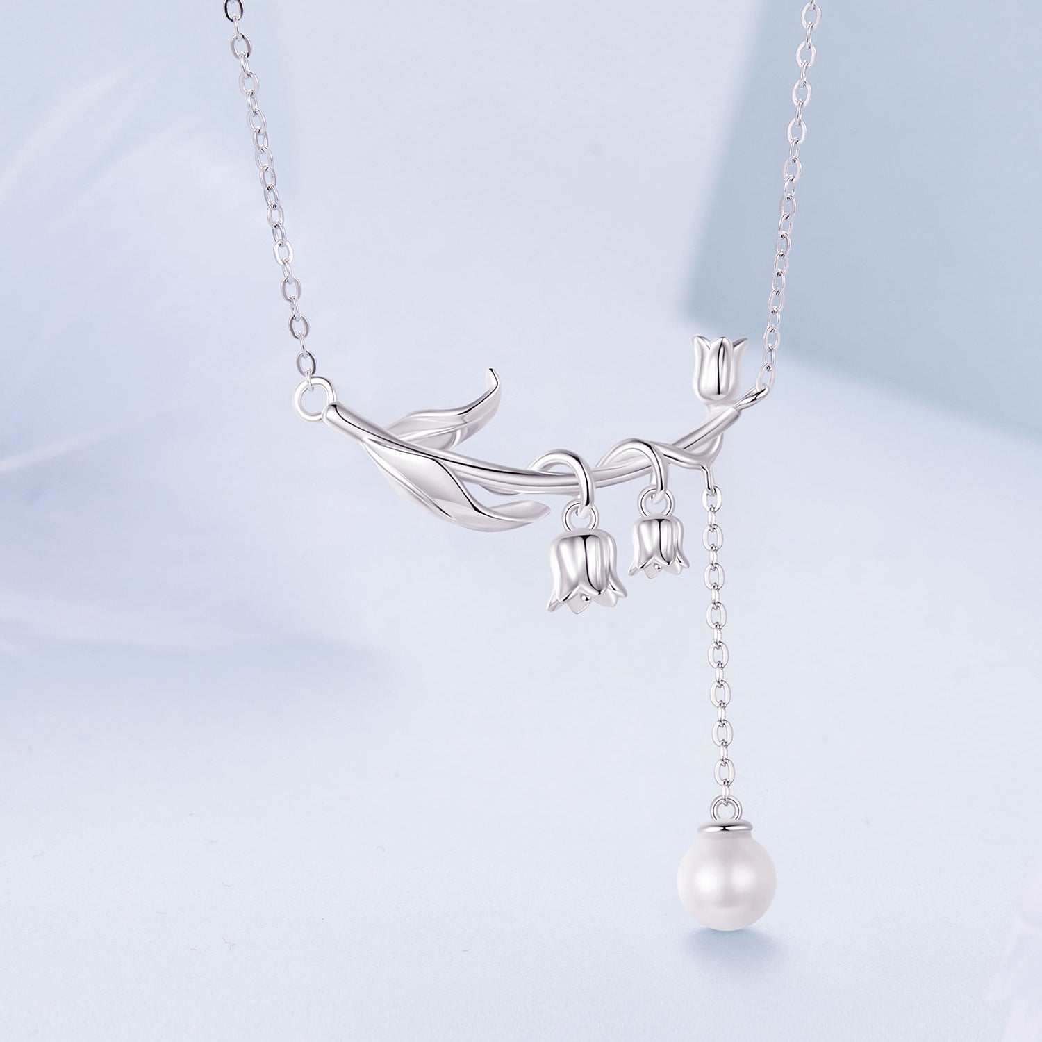 "Sylvory 925 Sterling Silver Bloom and Luster Necklace"