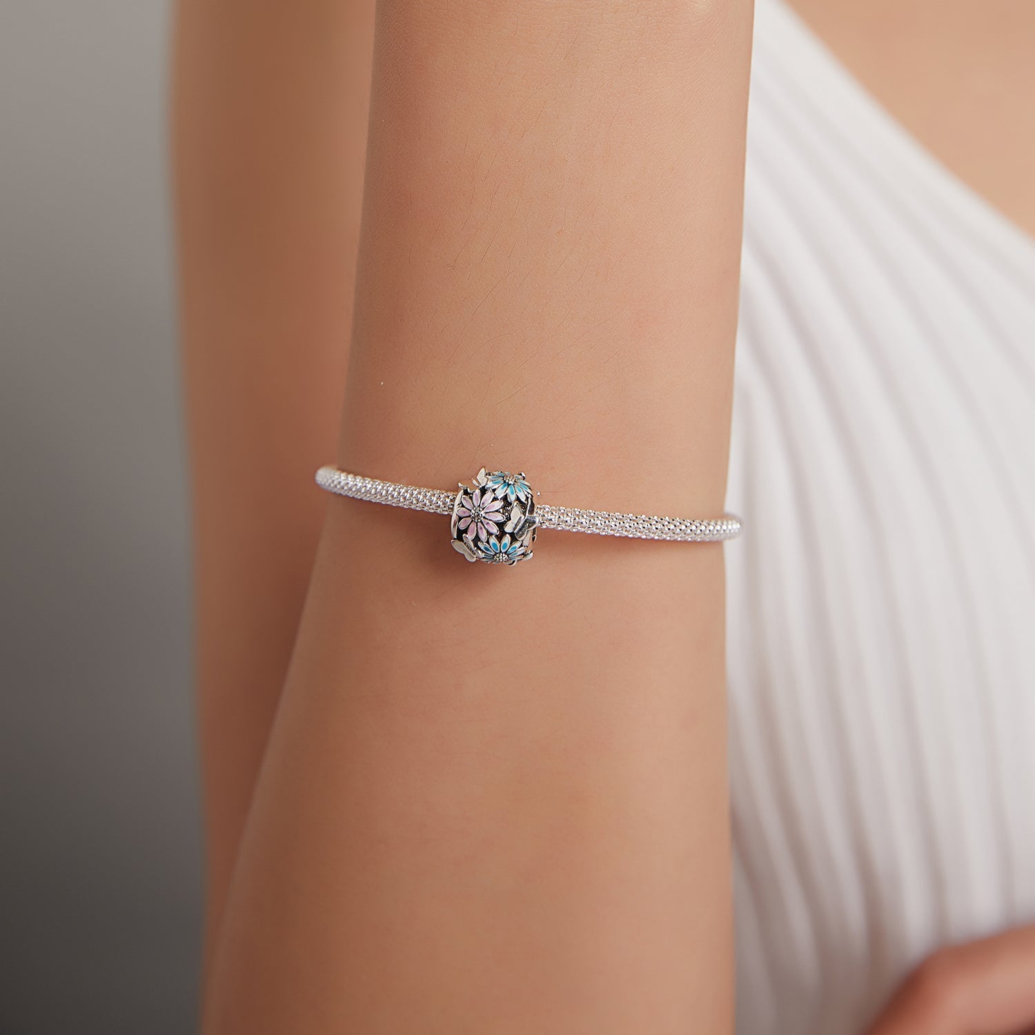 Silver Daisy Dance Charm Secondary image