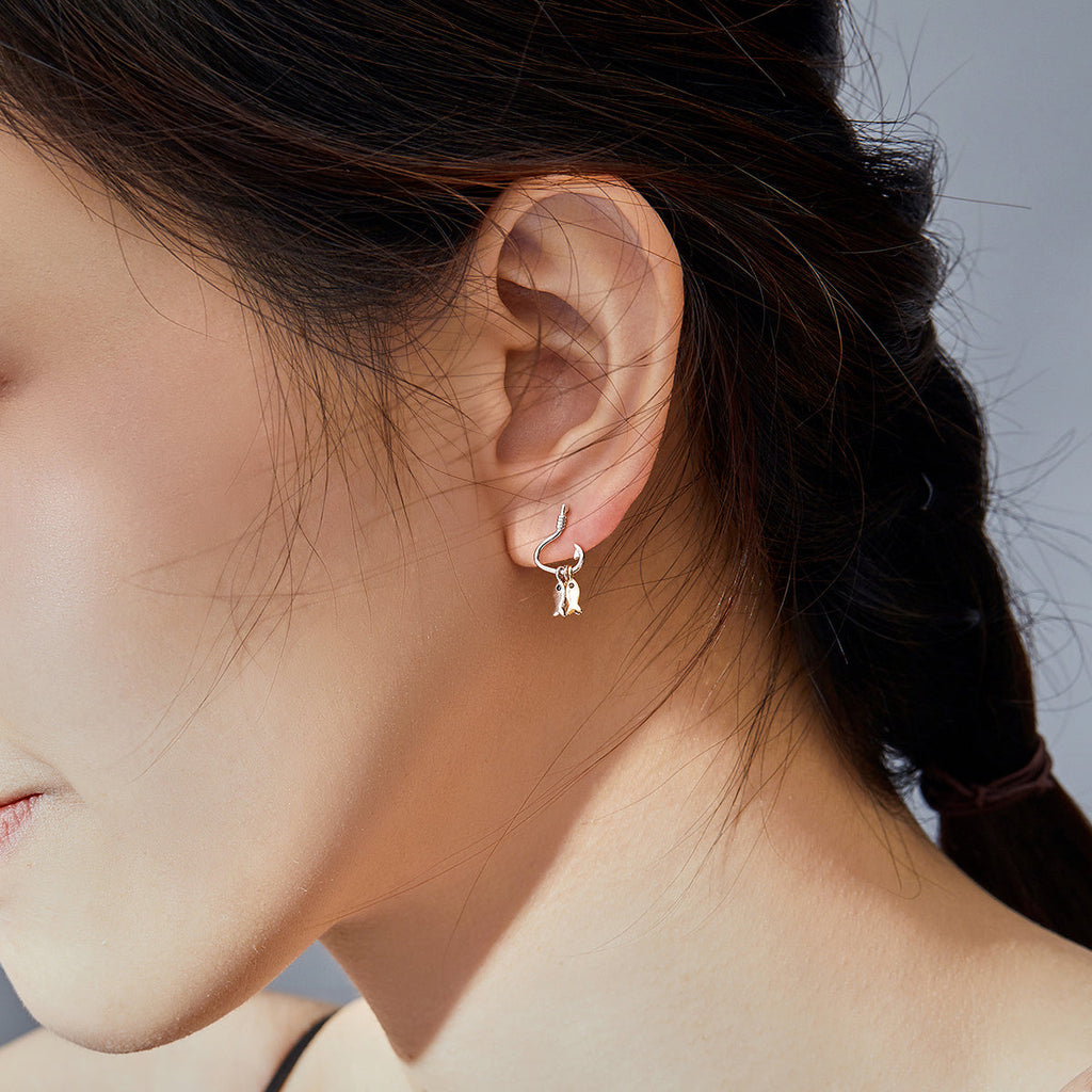 "Sylvory 925 Sterling Silver Fisherman's Delight Studs"