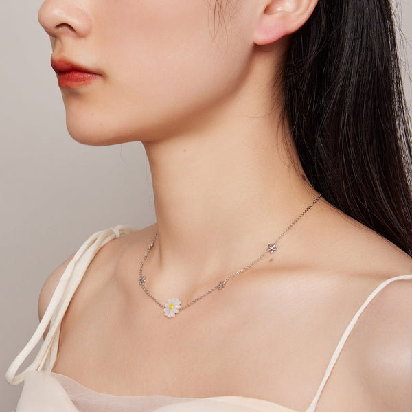 "Sylvory 925 Sterling Silver Flower Meadow Necklace"