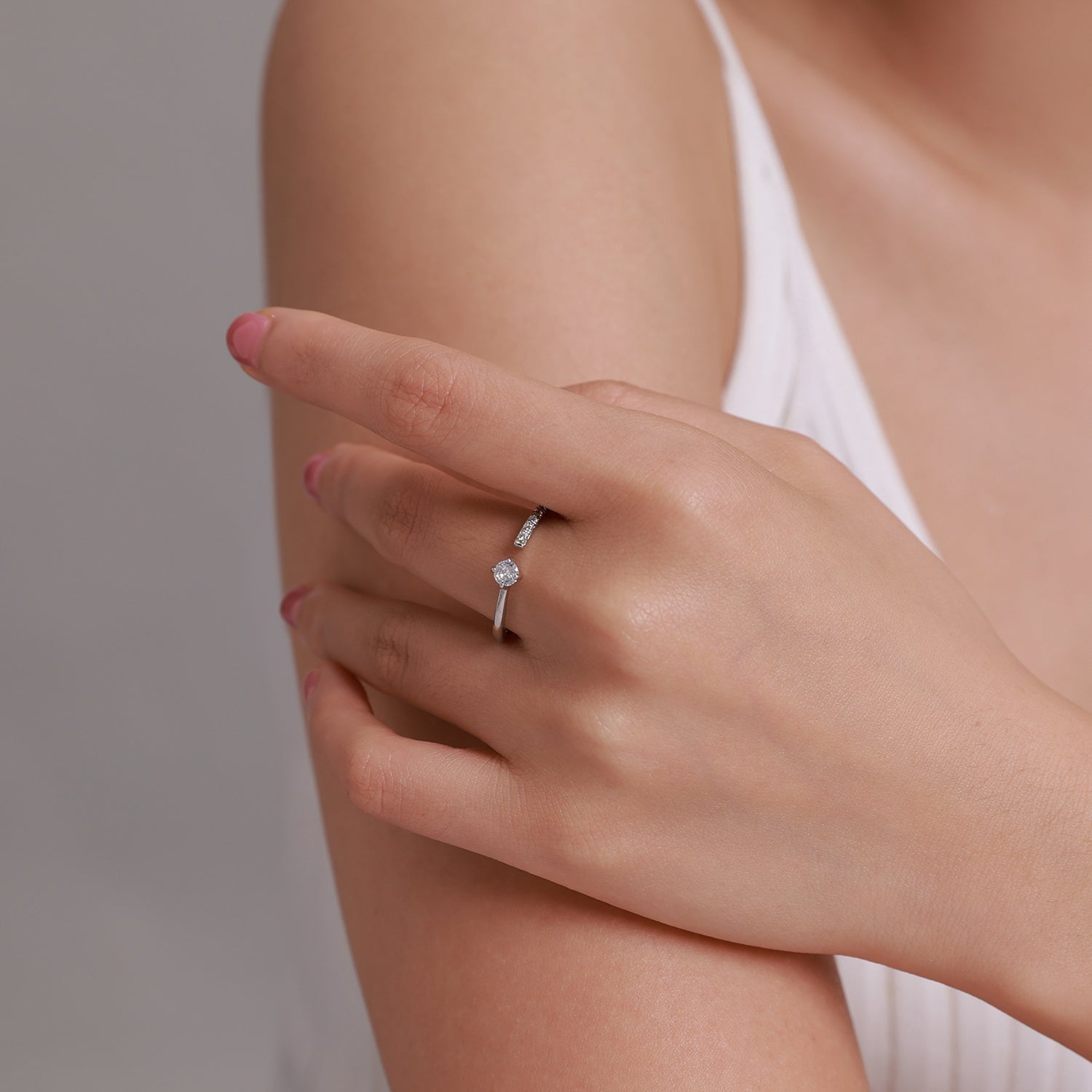 "Sylvory 925 Sterling Silver Halo Delight Ring"