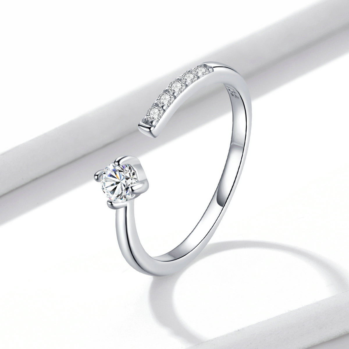 "Sylvory 925 Sterling Silver Halo Delight Ring"