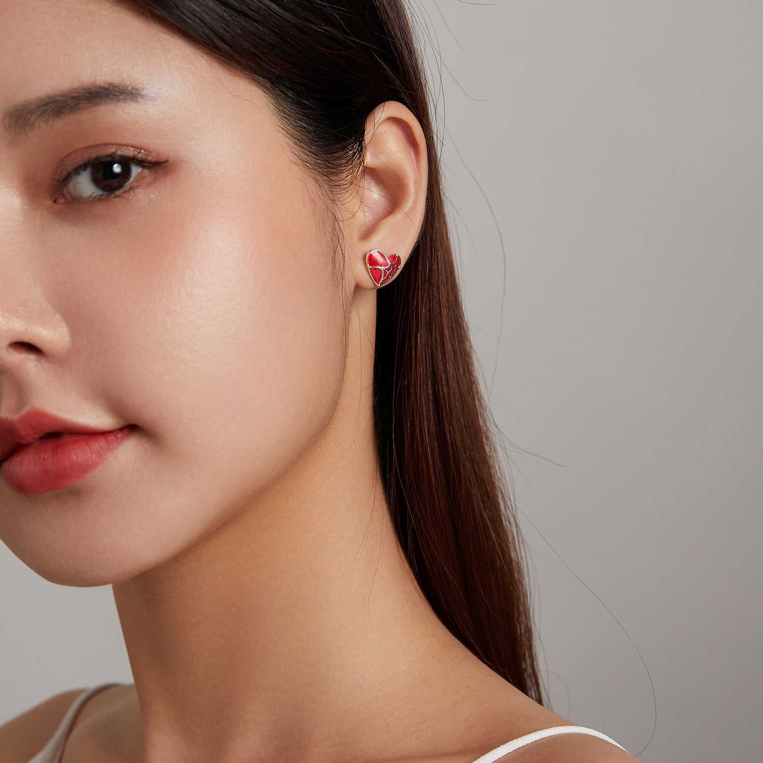 "Sylvory 925 Sterling Silver Heartweb Treasures studs"