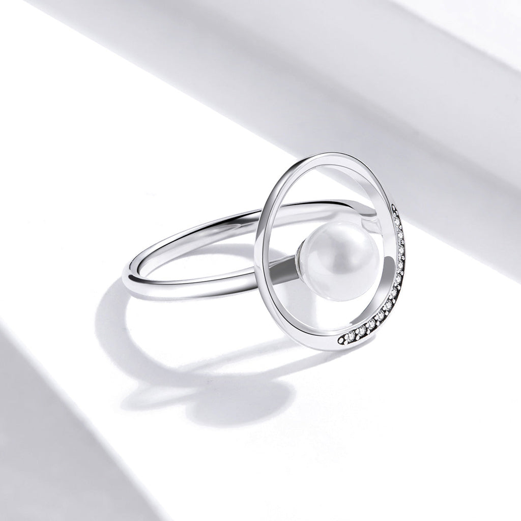 "Sylvory 925 Sterling Silver Lumina Pearl Ring"