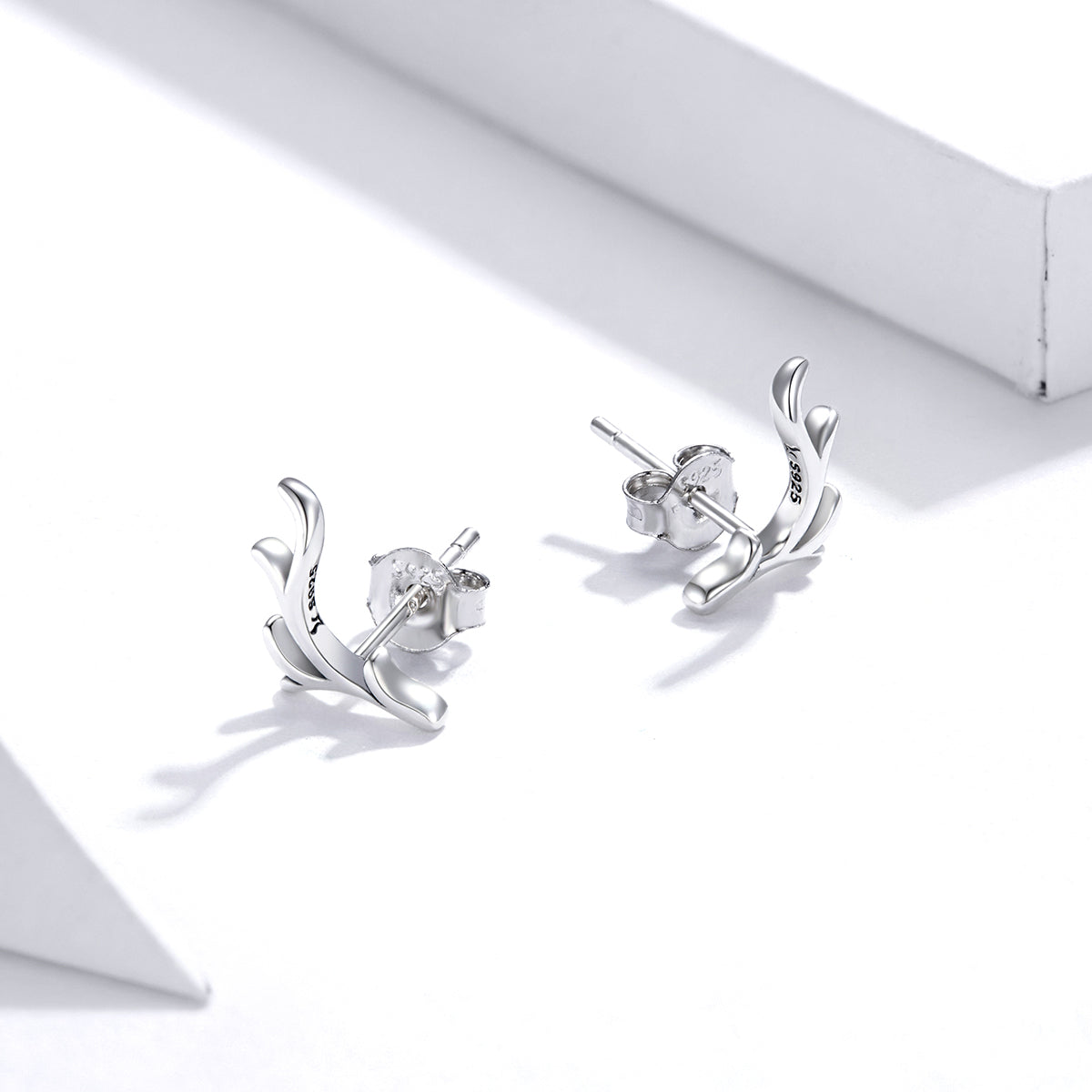 "Sylvory 925 Sterling Silver Majestic Antlers Studs"