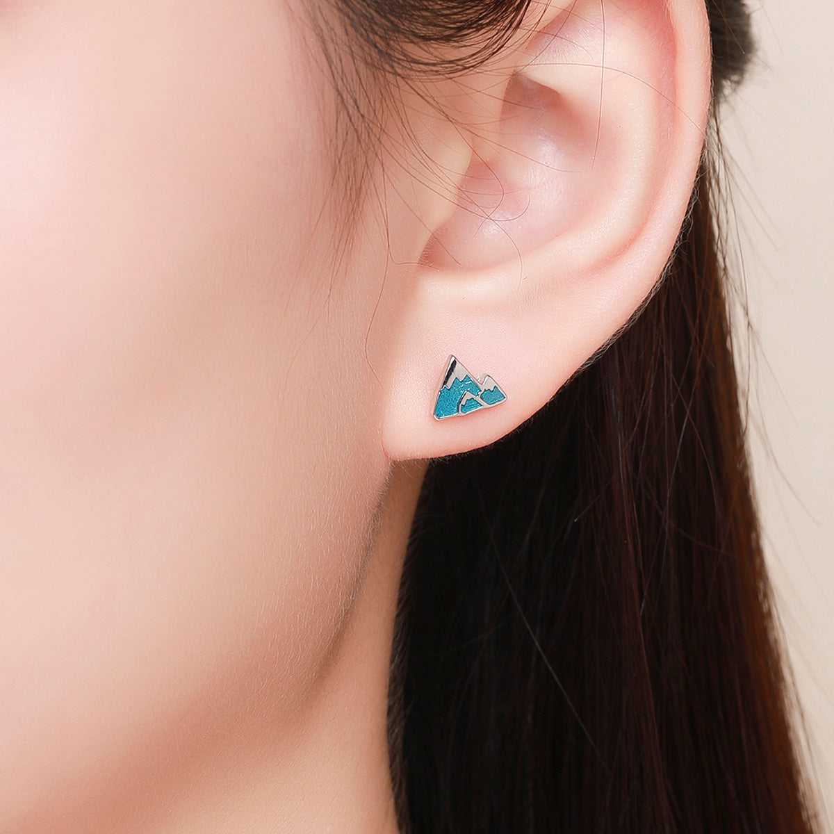 "Sylvory 925 Sterling Silver Mountain Majesty Studs"
