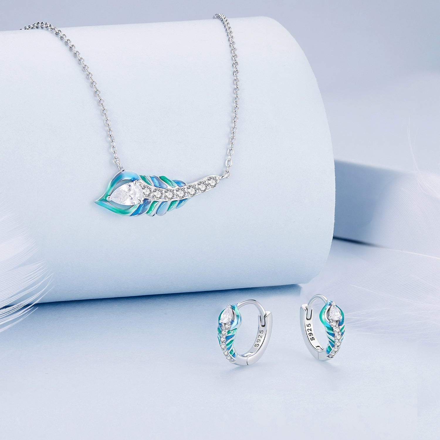 "Sylvory 925 Sterling Silver Peacock Elegance Necklace"