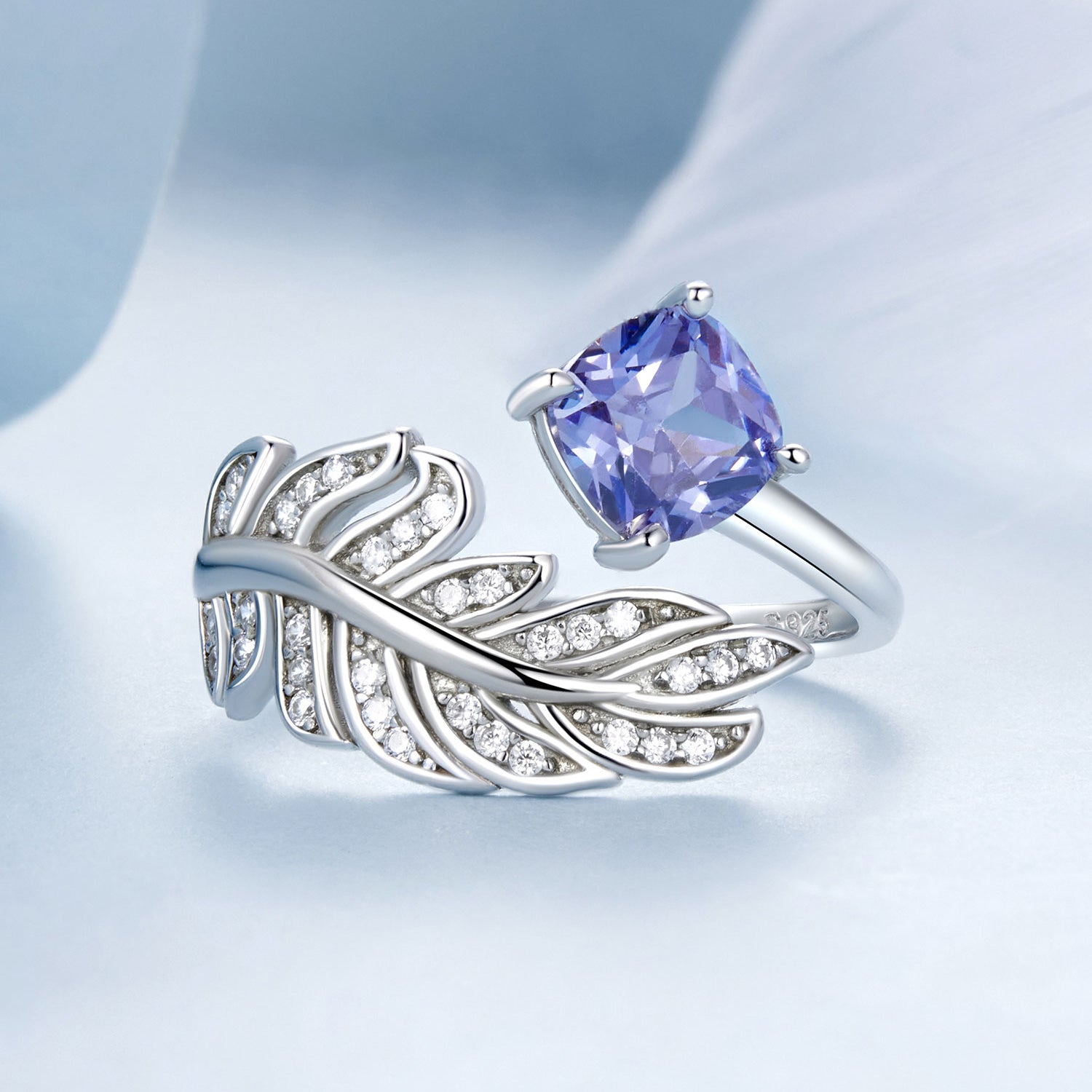 "Sylvory 925 Sterling Silver Serenity Feather Ring"