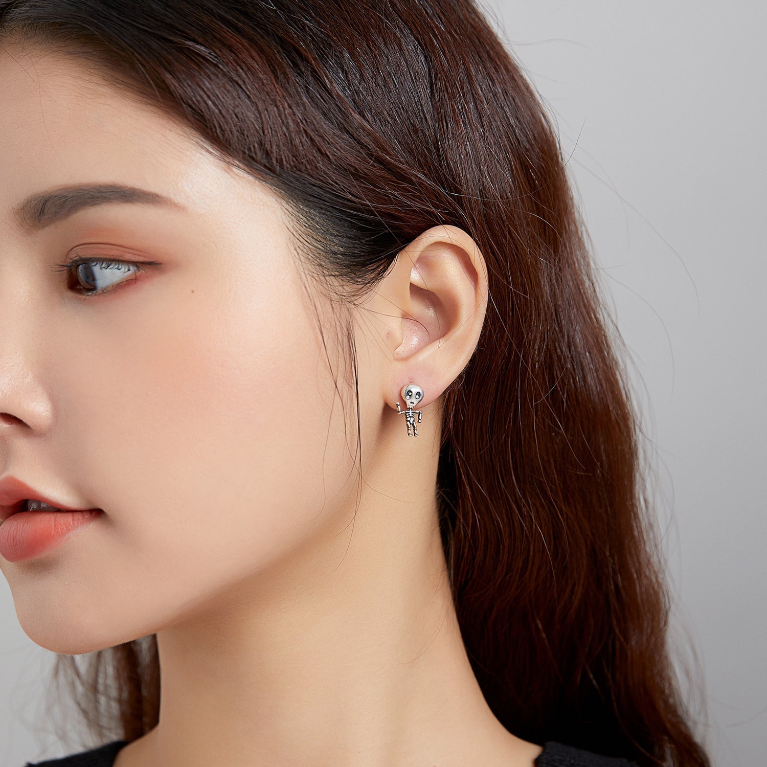 "Sylvory 925 Sterling Silver Skeleswing Studs"