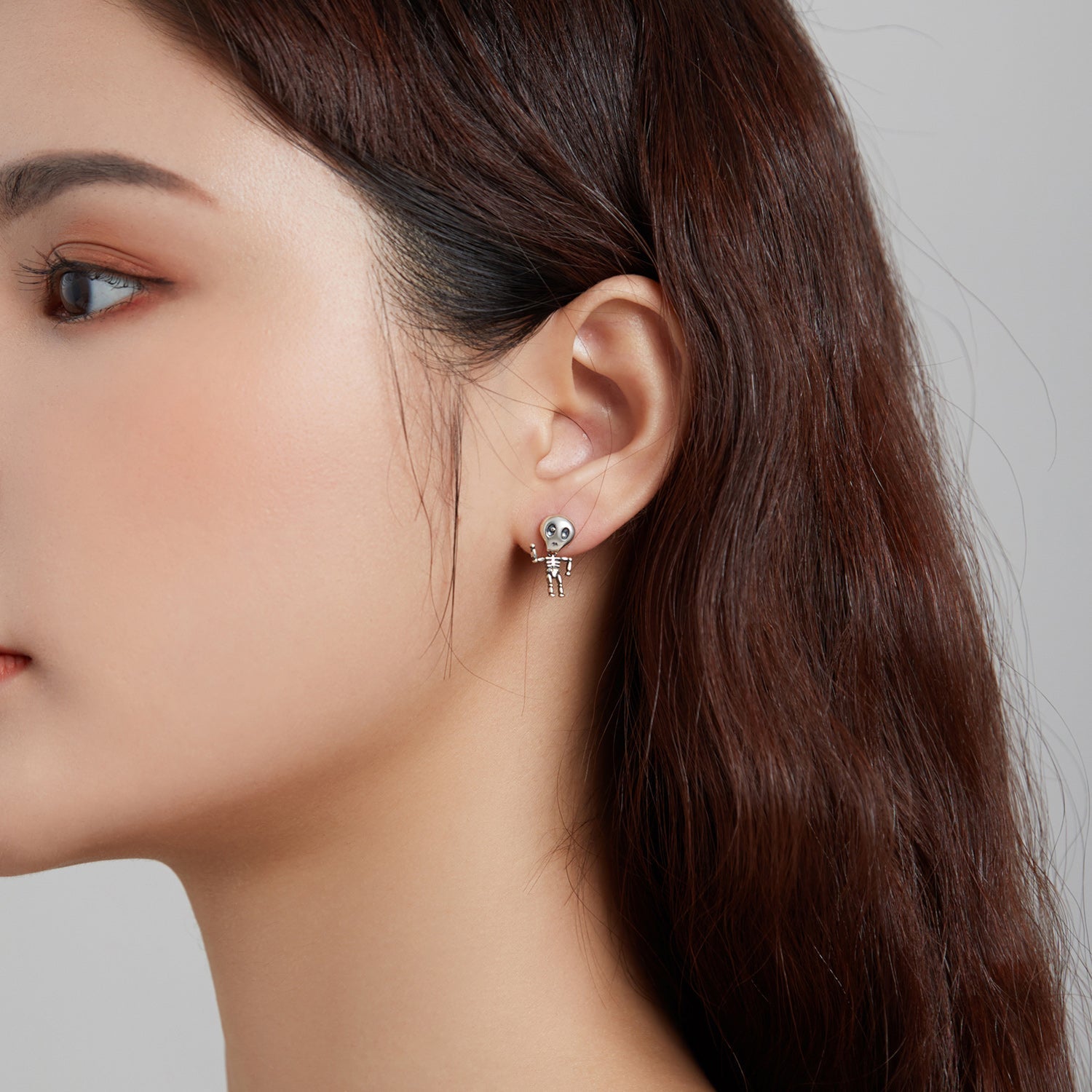 "Sylvory 925 Sterling Silver Skeleswing Studs"