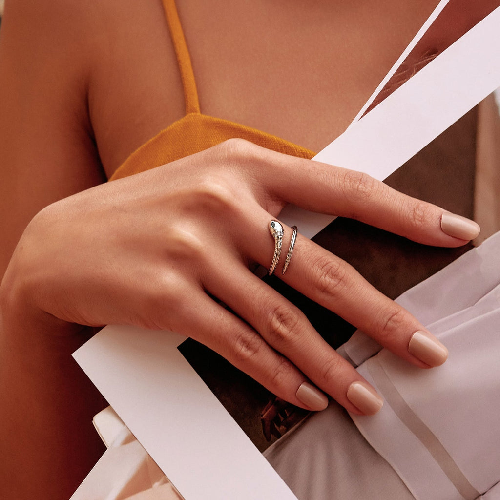 "Sylvory 925 Sterling Silver Slithering Elegance Ring"
