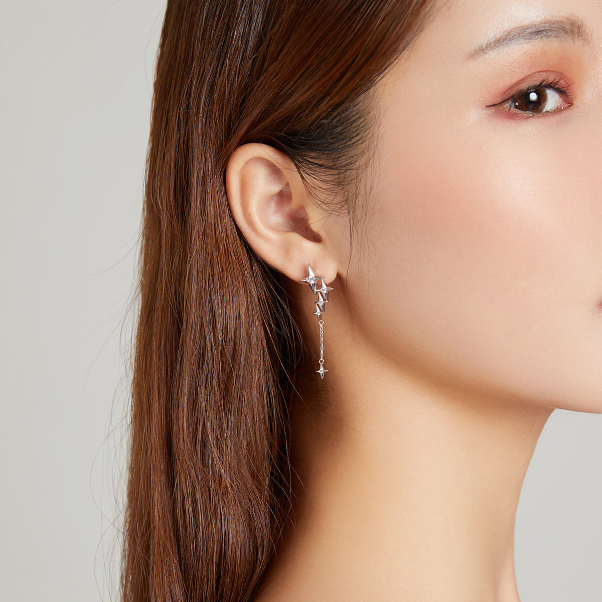 "Sylvory 925 Sterling Silver Starstruck Shimmer Asymmetric Earring"
