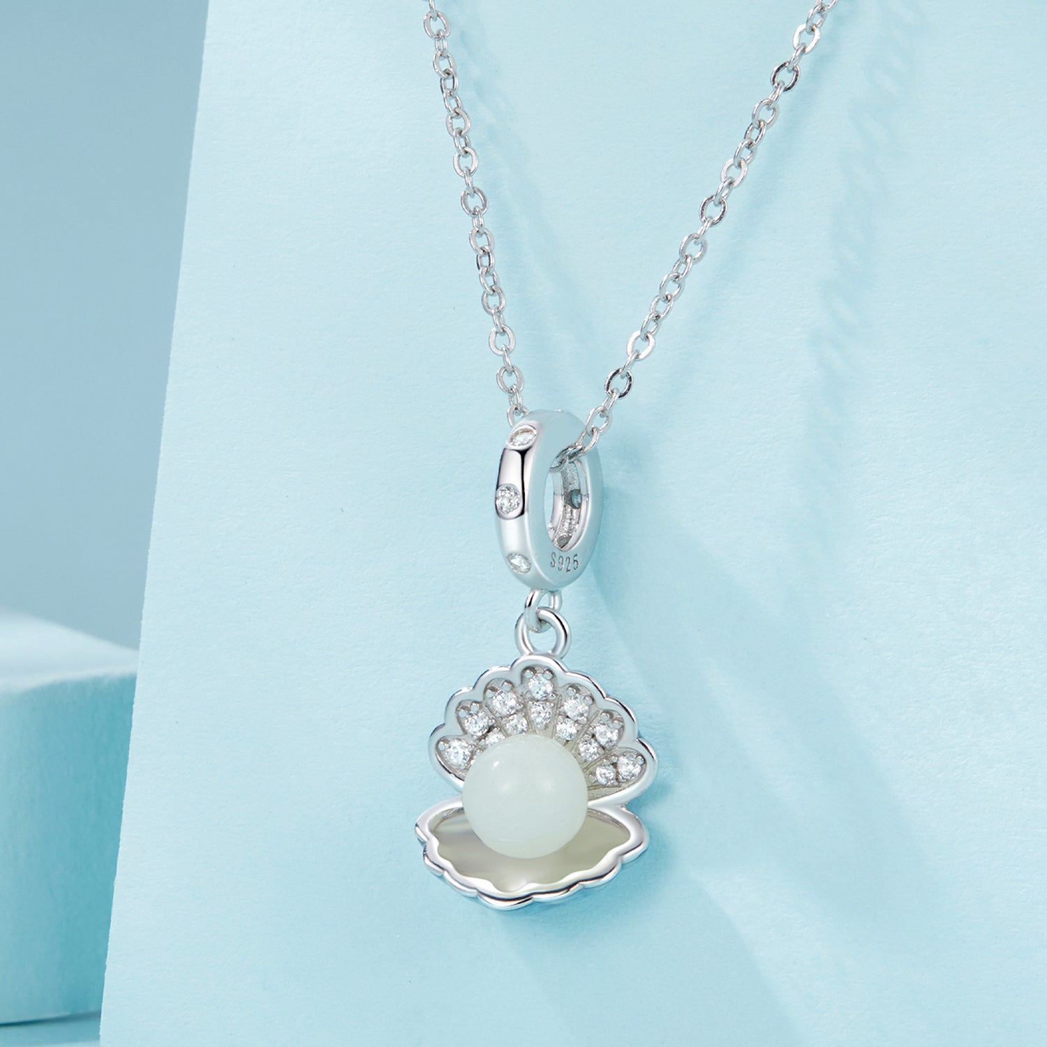Silver Luminous Pearl Glow Charm