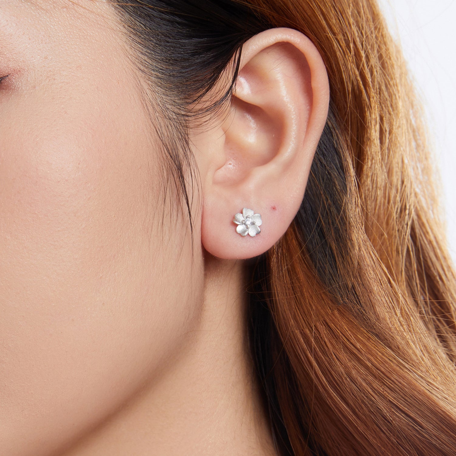 Silver Eternal Blossom Studs Secondary image