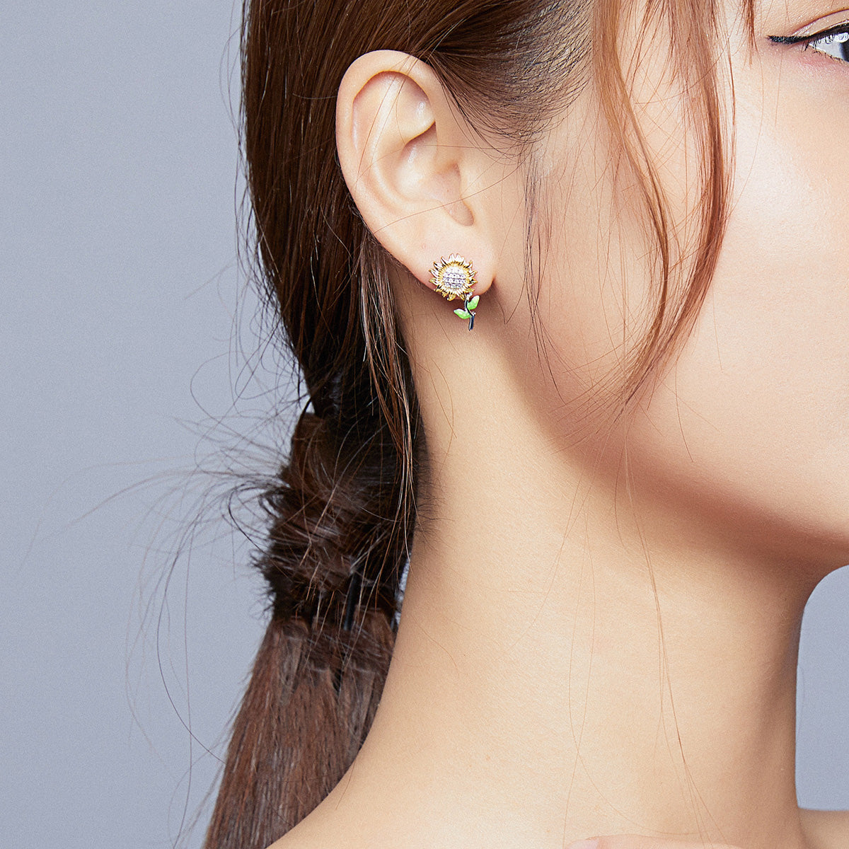 Silver Sunflower Studs Secondary image