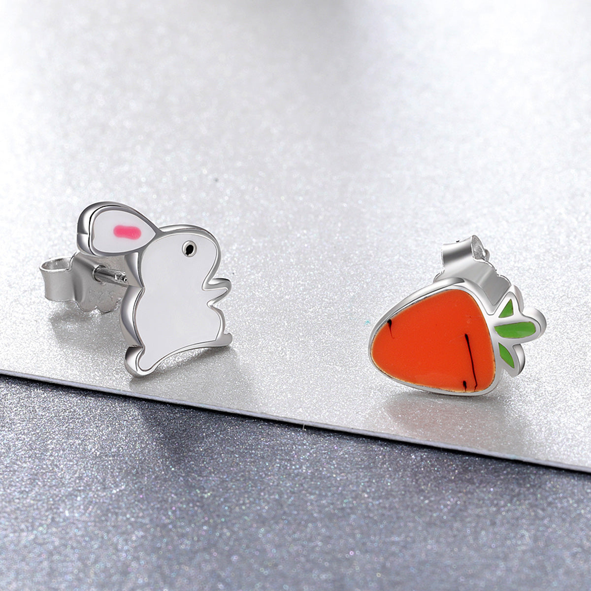 Sylvory 925 Sterling Silver Hop & Nibble Studs